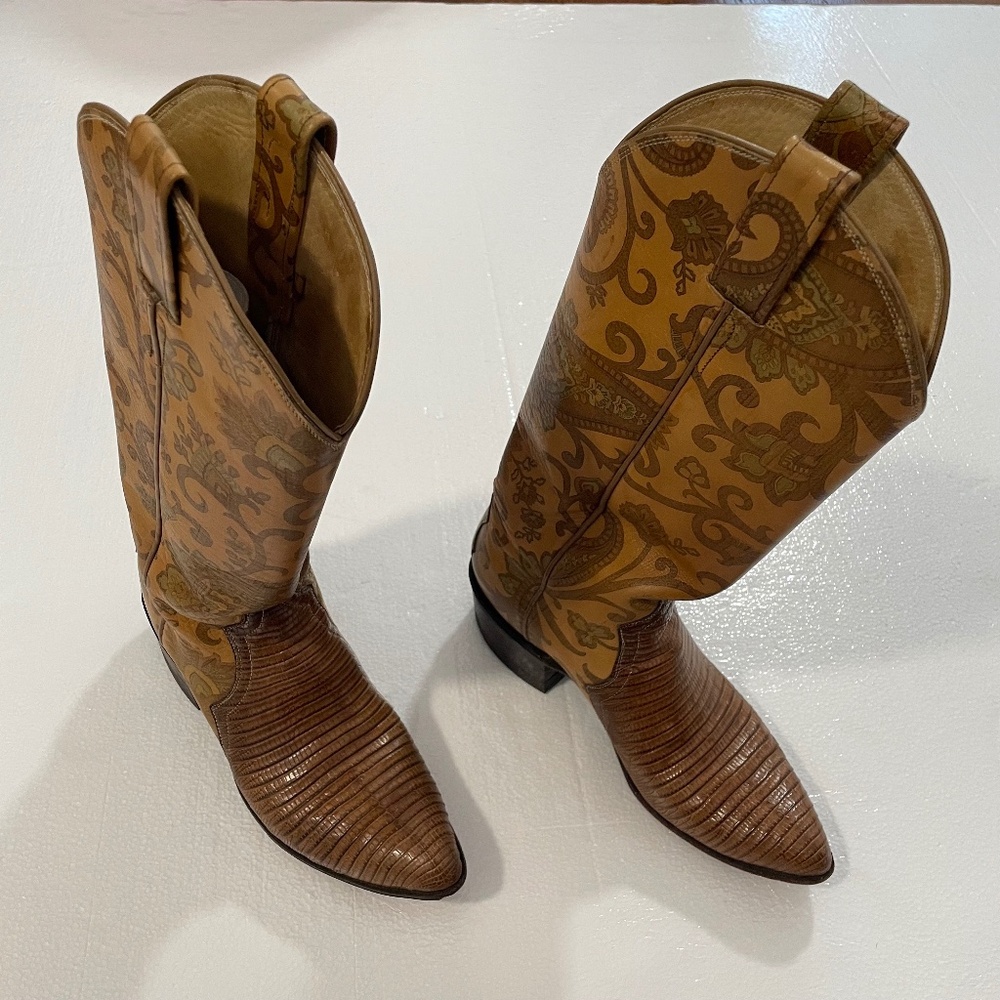 Laramie Cowgirl Boot, size 7